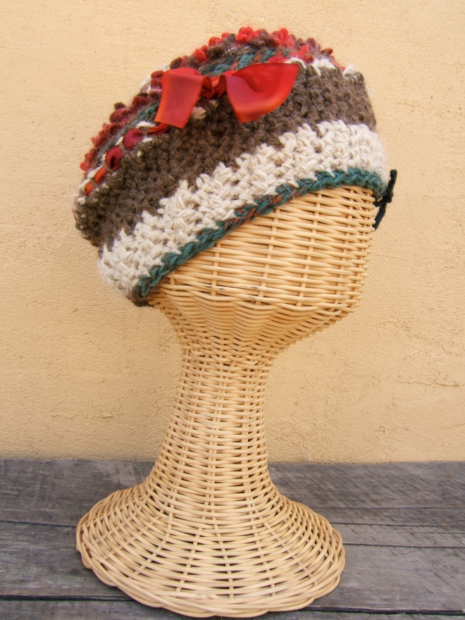 Circular weaved hat